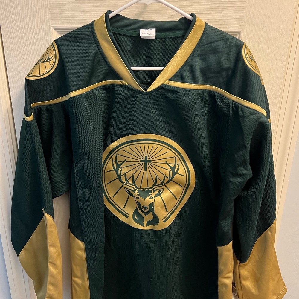 Green and Gold Jagermesiter Hockey Jersey 
Size XL 
Good condition